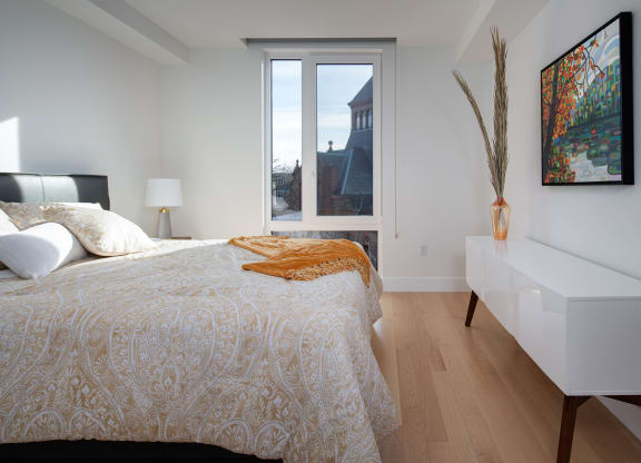 Bedroom with Window and Frame at Saint James Place, Cambridge, Massachusetts 02140